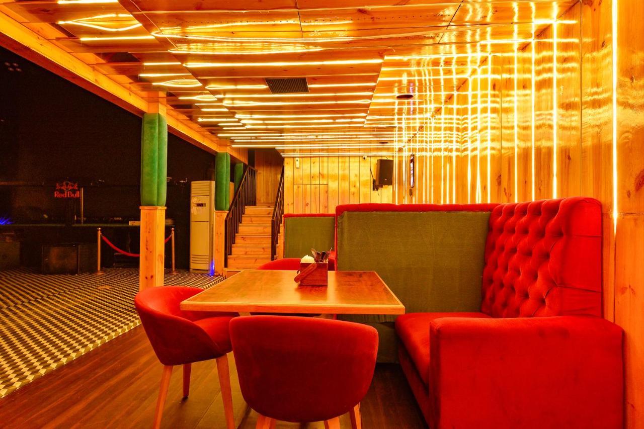 Fabhotel Queens Hub Джапур Экстерьер фото
